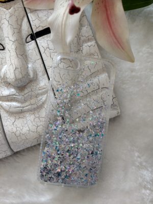 Vodena maskica sa šljokicama