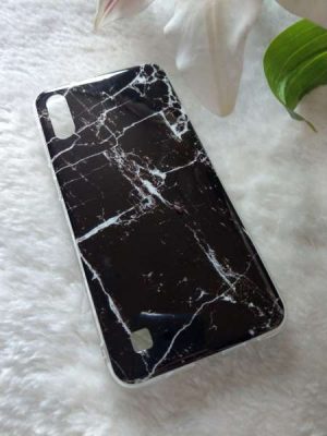 Maskica sa “marble” uzorkom