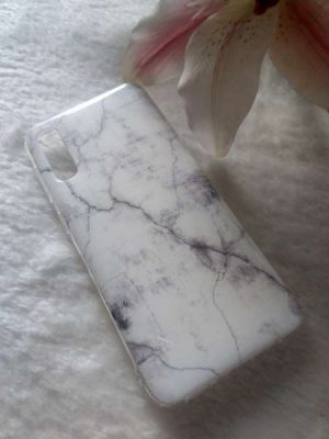 Maskica sa “marble” uzorkom