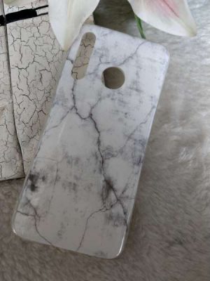 Maskica sa “marble” uzorkom