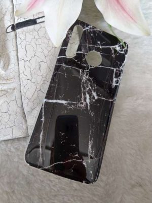 Maskica sa “marble” uzorkom