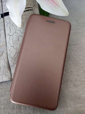 Preklopna magnetna maskica